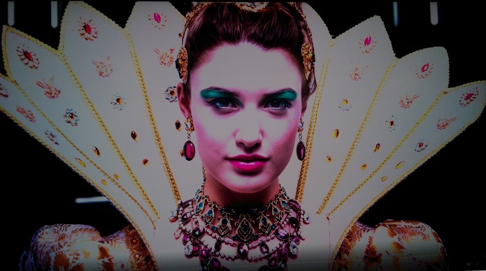 SLN308136_en_US__5HDR-9