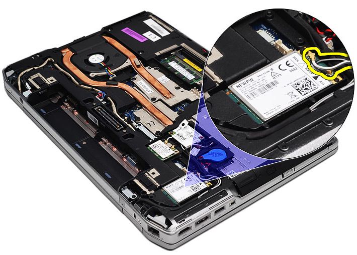 Latitude E6520 Removal Guide for the Access Panel, Memory, Wireless Card, WWAN (3G) Card and