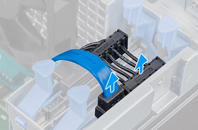 SLN319105_en_US__8CRU_7071 Tower_2_5HDD_01_BK