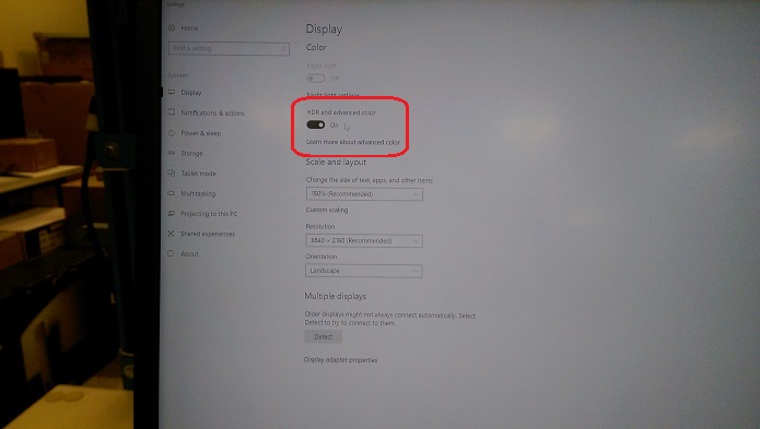 Windows 顯示設定，HDR 已啟用