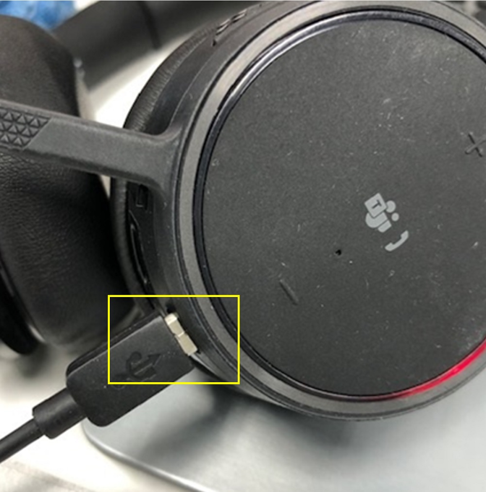 Conexión microUSB