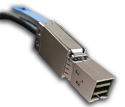 Connettore del cavo SAS SFF-8844