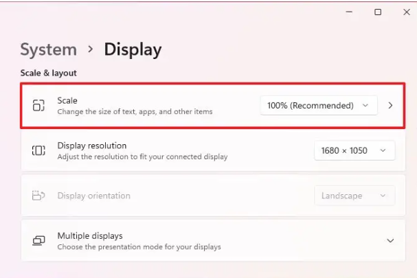 Adjusting the Scale in Display Settings