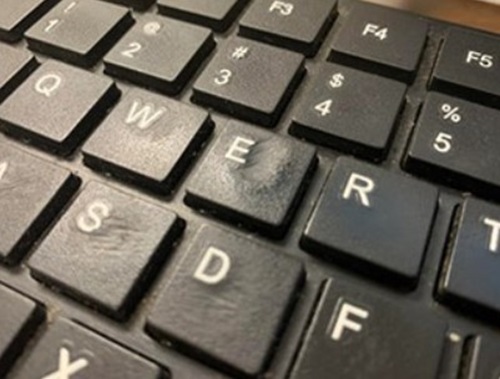 Dell-computer, taster med mindre slid