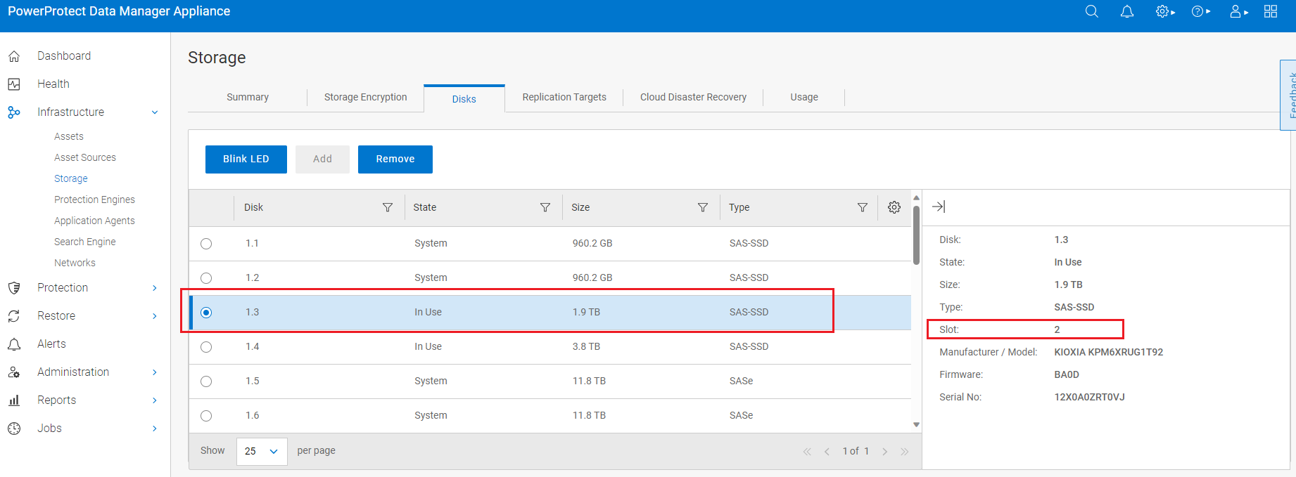 Kliknij strzałkę show details, a następnie zobaczysz, do którego gniazda należy dysk.