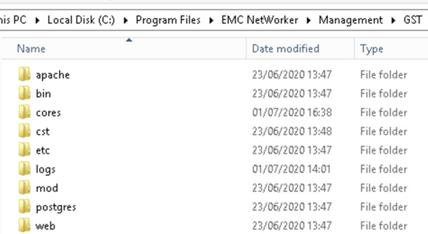 Chybí nejnovější symlink Postgres