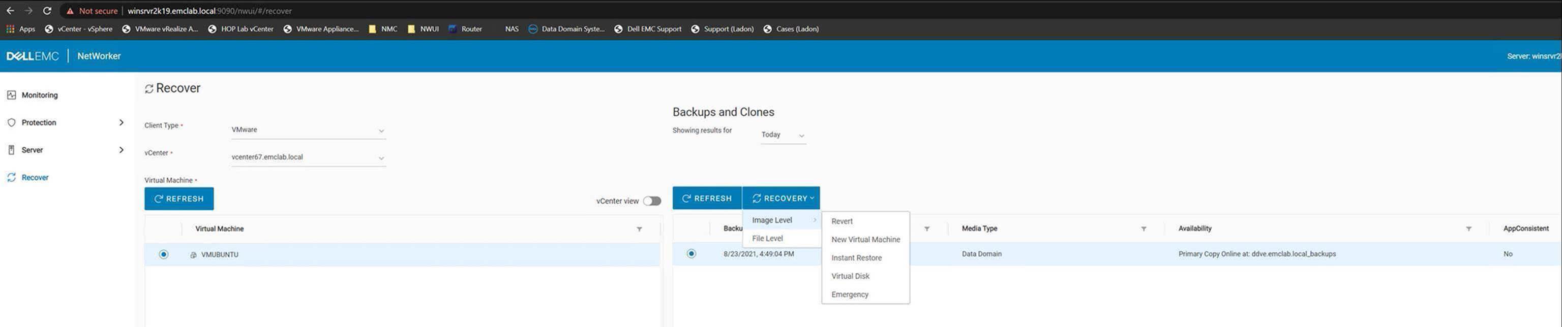 Interfaz del usuario web de NetWorker que muestra el asistente de recuperación de VM.