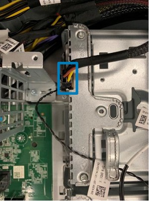 Conecte el cable de alimentación