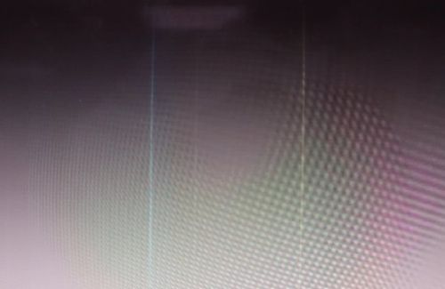 Дефекты линии, неравномерность и аномальные изображения на мониторах Alienware QLED