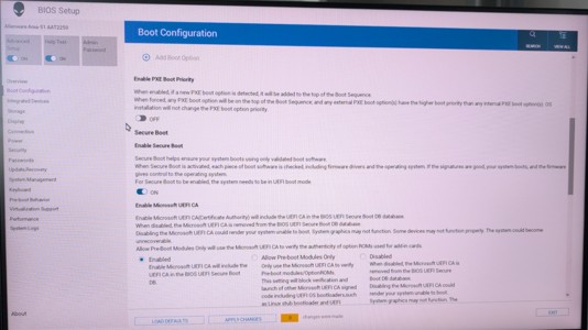 セキュア ブートオプションが有効になっていることを確認します