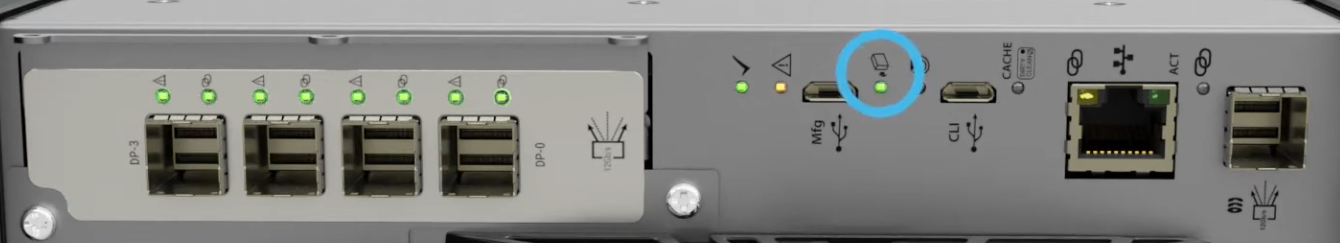 Imagen en la que se muestra el LED posterior iluminado