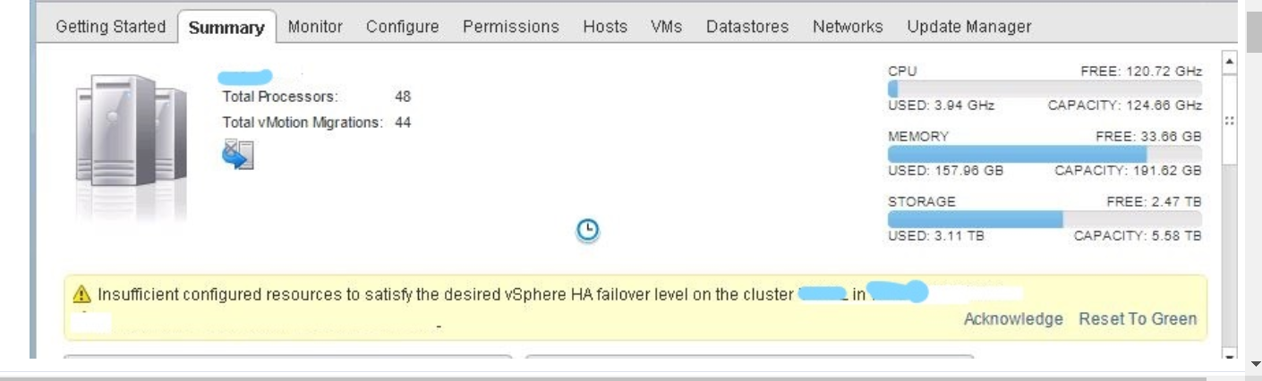 Avertissement : des ressources insuffisantes pour satisfaire le niveau de basculement configuré pour vSphere HA apparaissent sur le cluster.