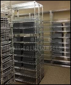 Ejemplo&nbsp;3 del rack de almacenamiento para computadoras portátiles