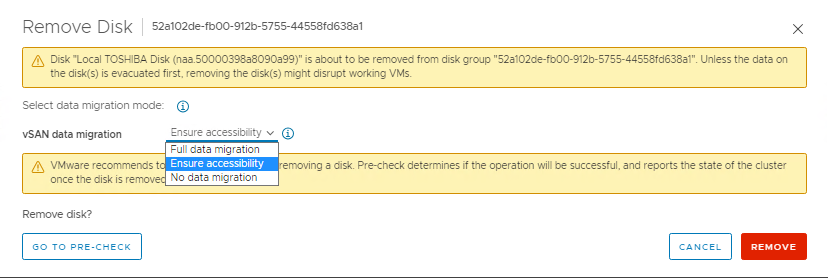 Opciones de evacuación de datos al eliminar un disco del grupo de discos vSAN mediante vSphere