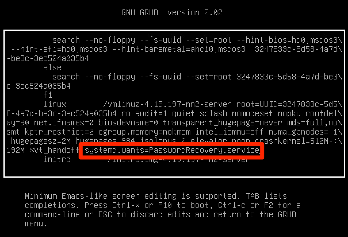 Interfaccia utente di grub che mostra il momento saliente della linea di servizio di recupero password