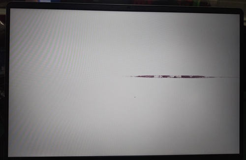 Marque de pression sur l’écran LCD - Exemple 1