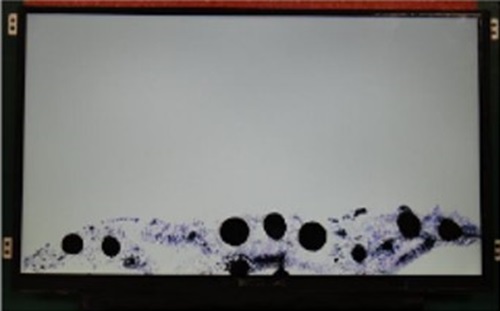 Taches noires (substrat cassé)